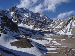 Valle de Manantiales￼