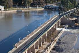 Dique derivador Cipolletti